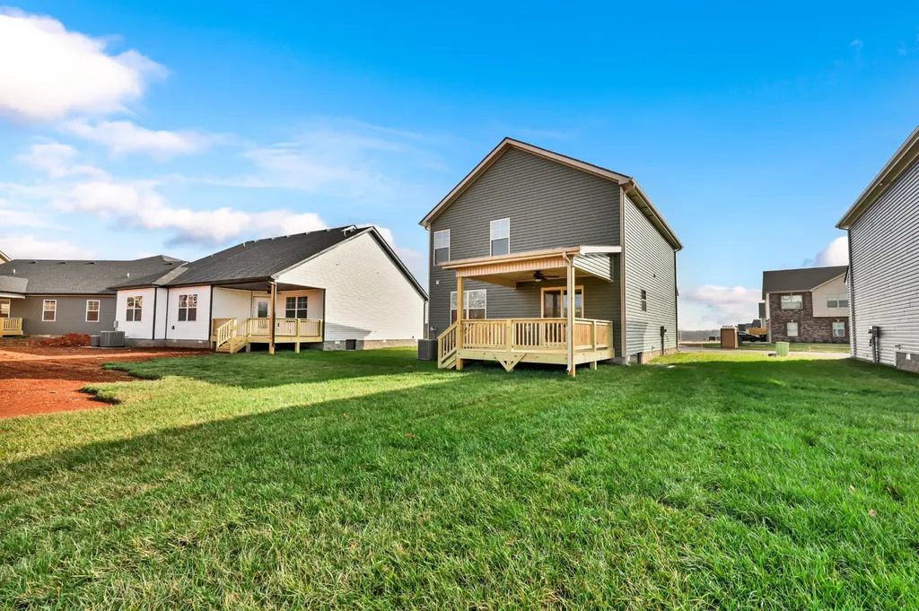 366 Cardinal Creek Clarksville TN 37040
