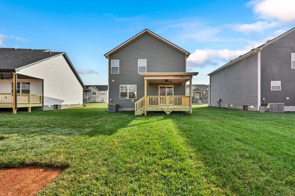 366 Cardinal Creek Clarksville TN 37040