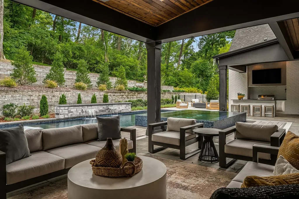 4600 Shys Hill Road Nashville TN 37215