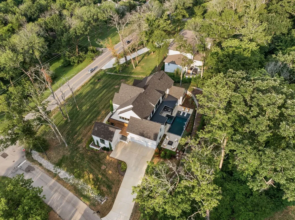 4600 Shys Hill Road Nashville TN 37215