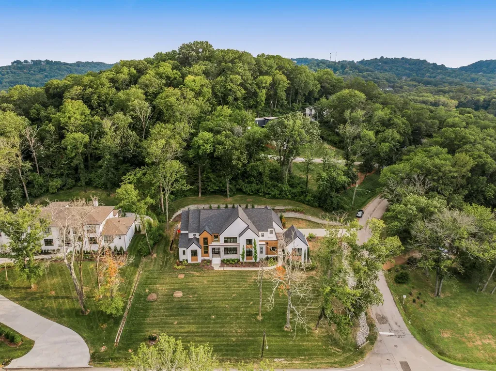 4600 Shys Hill Road Nashville TN 37215
