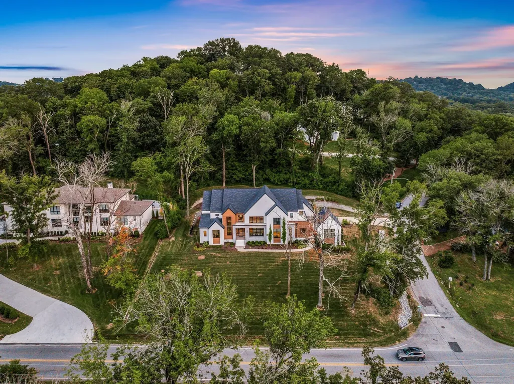 4600 Shys Hill Road Nashville TN 37215