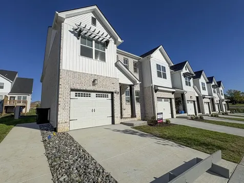 1331 Halter Park Dr Lot 382 Gallatin TN 37066