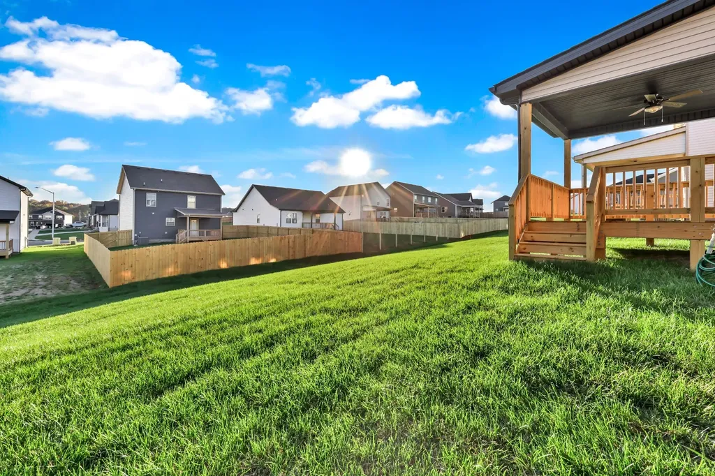 369 Cardinal Creek Clarksville TN 37040