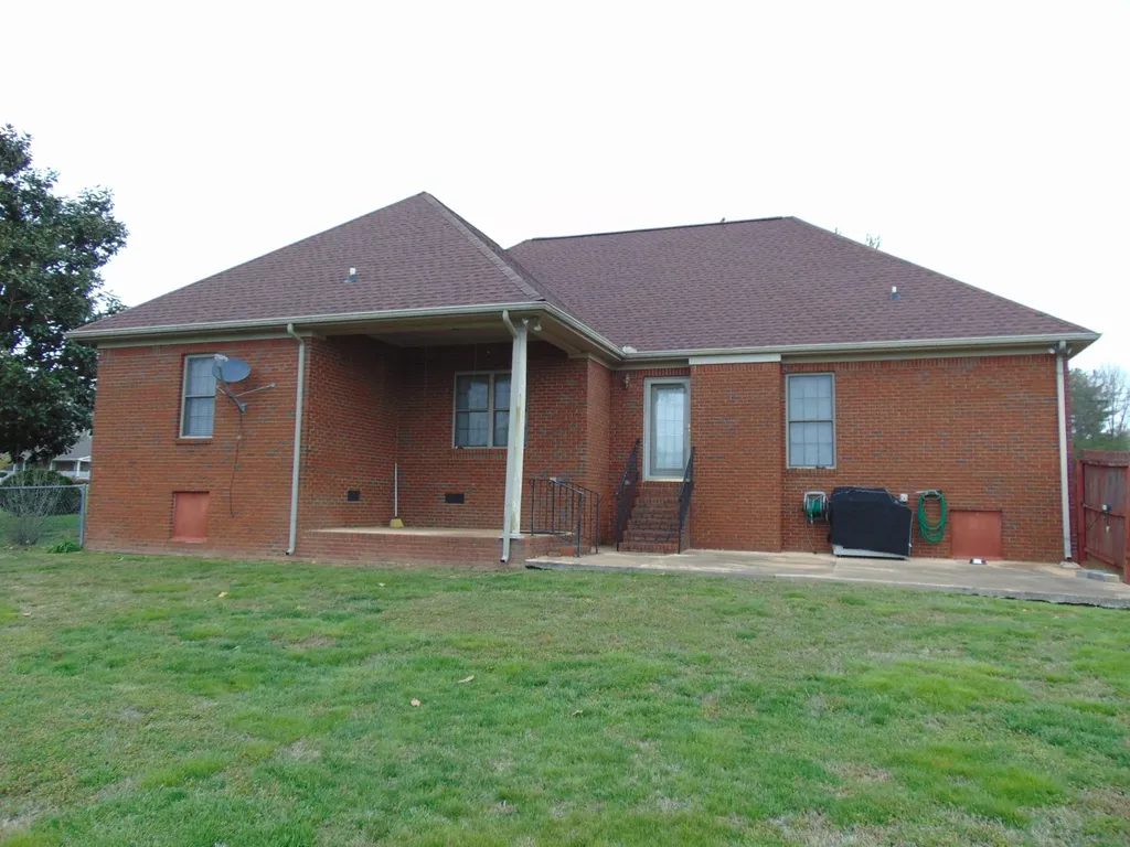 17 Eastridge Road Fayetteville TN 37334