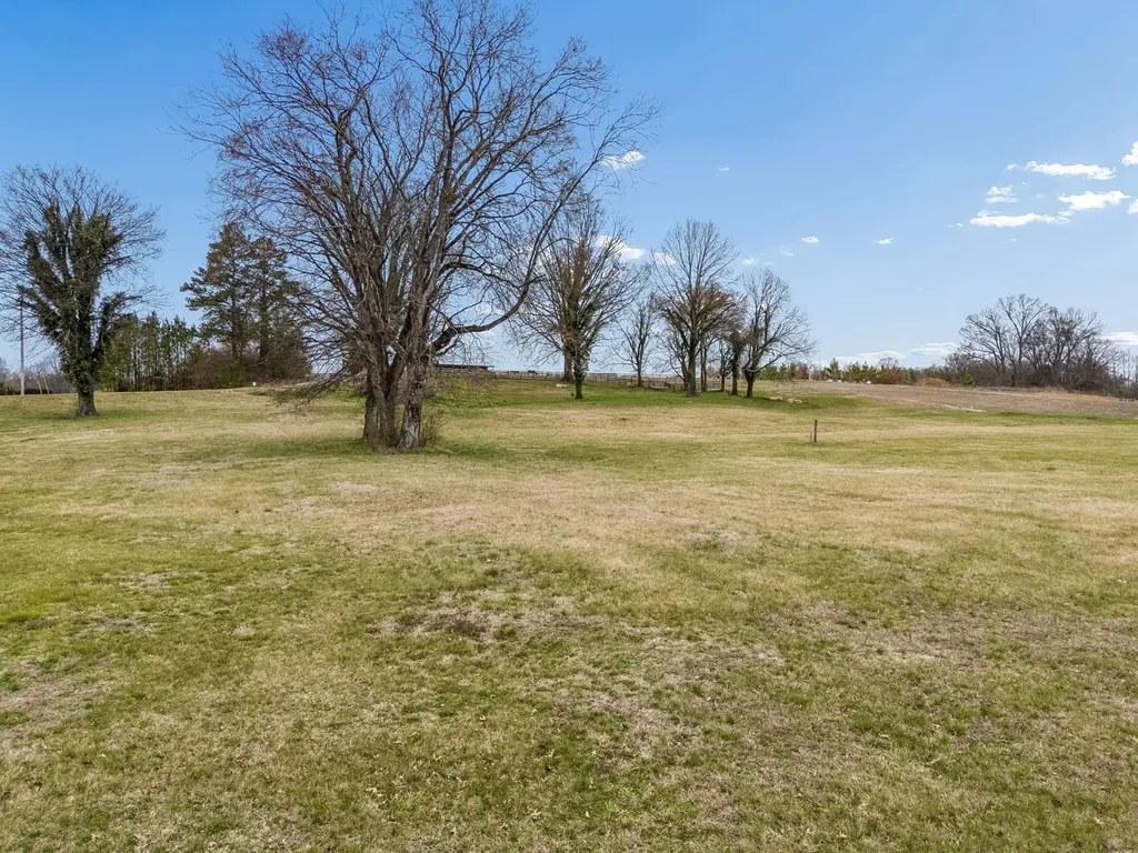105 Heirloom Lane Columbia TN 38401