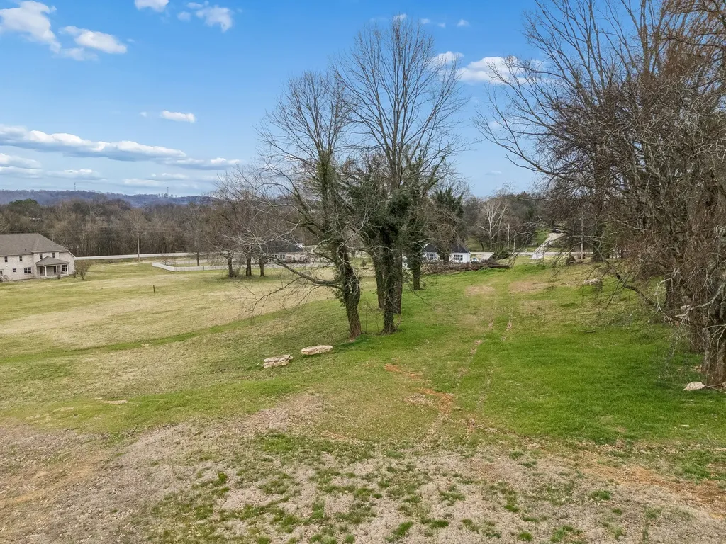 105 Heirloom Lane Columbia TN 38401