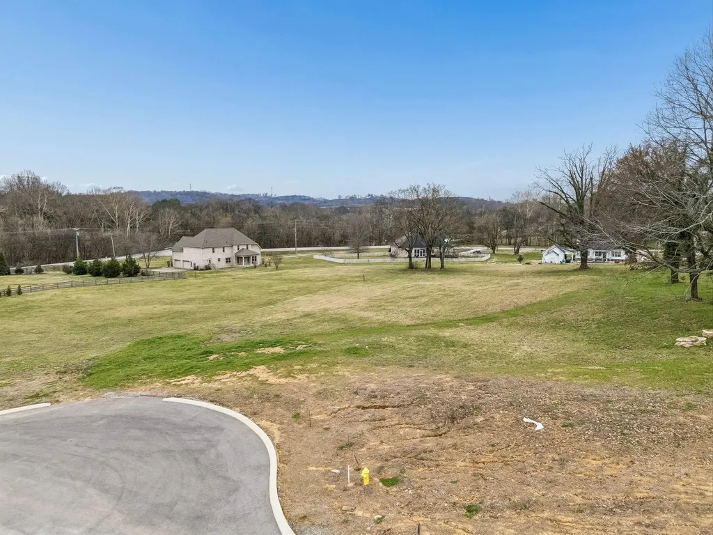 105 Heirloom Lane Columbia TN 38401