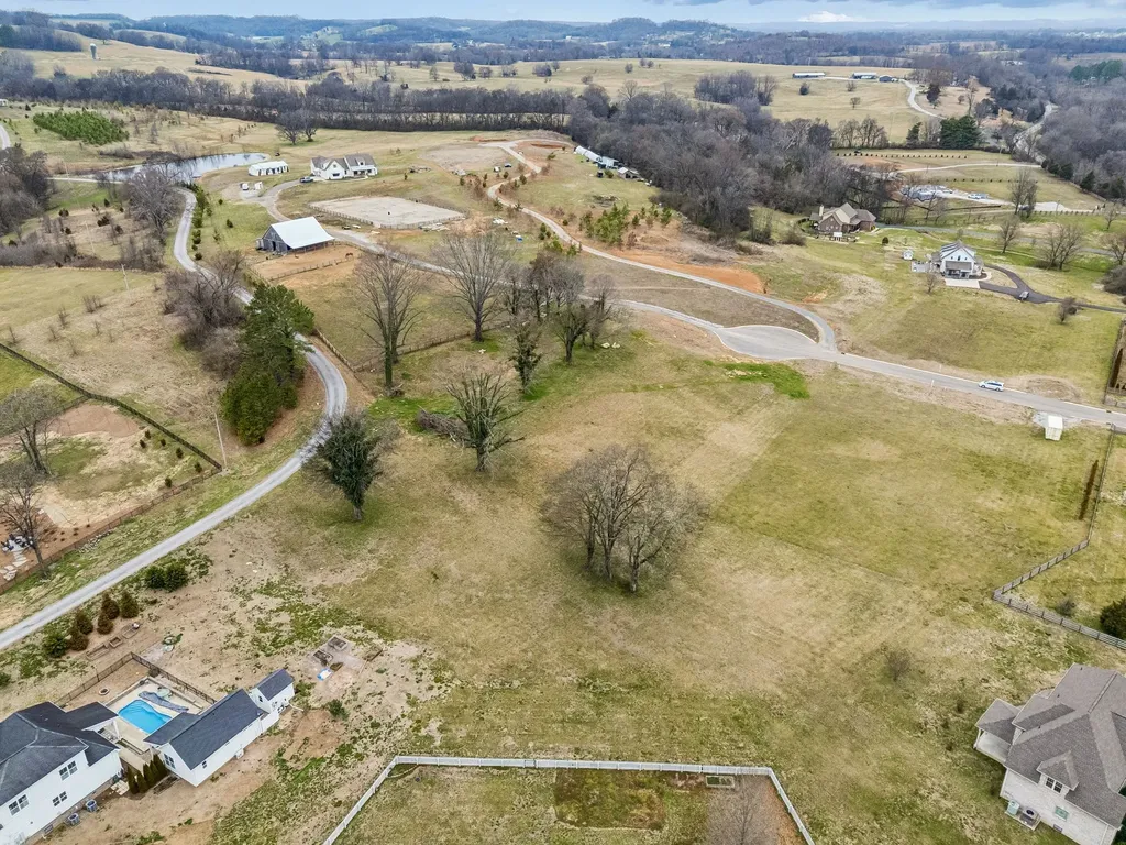105 Heirloom Lane Columbia TN 38401