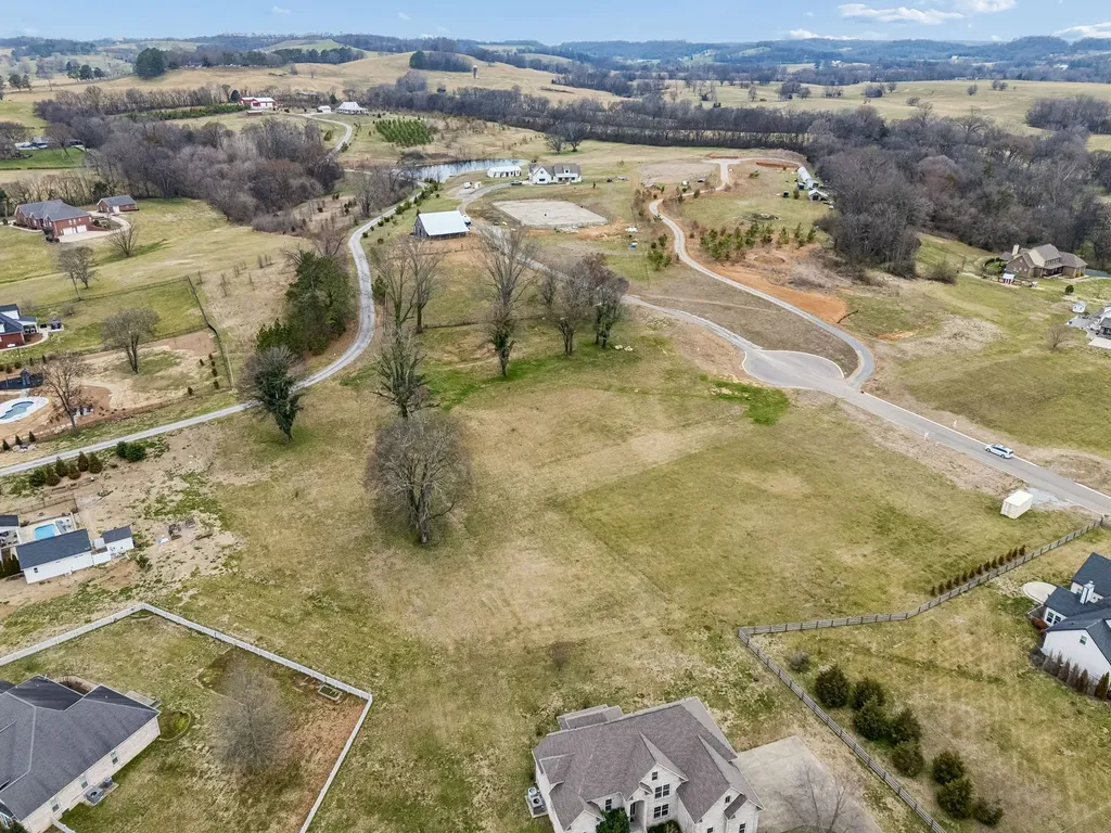 105 Heirloom Lane Columbia TN 38401