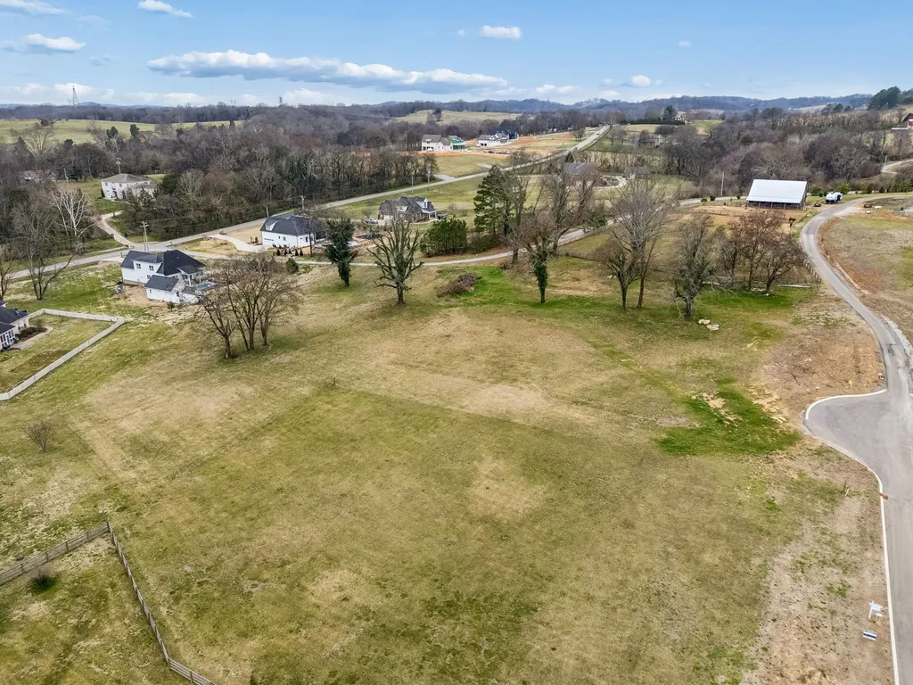 105 Heirloom Lane Columbia TN 38401