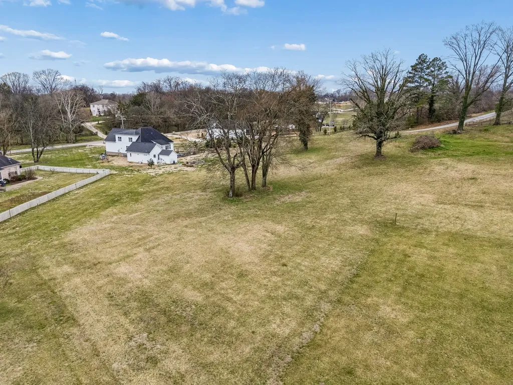 105 Heirloom Lane Columbia TN 38401
