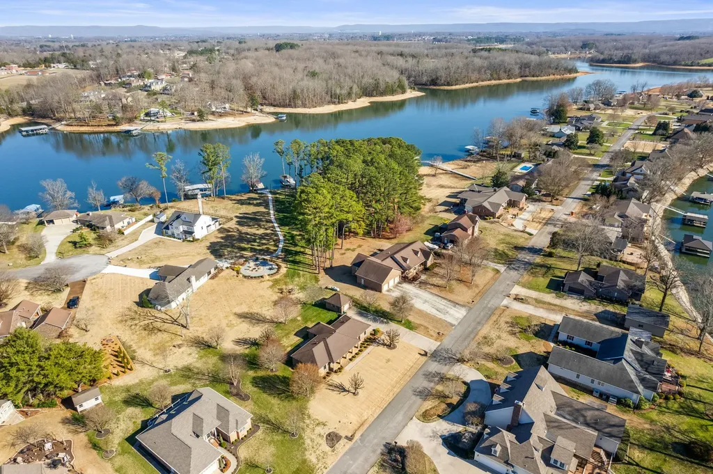 287 Shasteen Bend Drive Winchester TN 37398