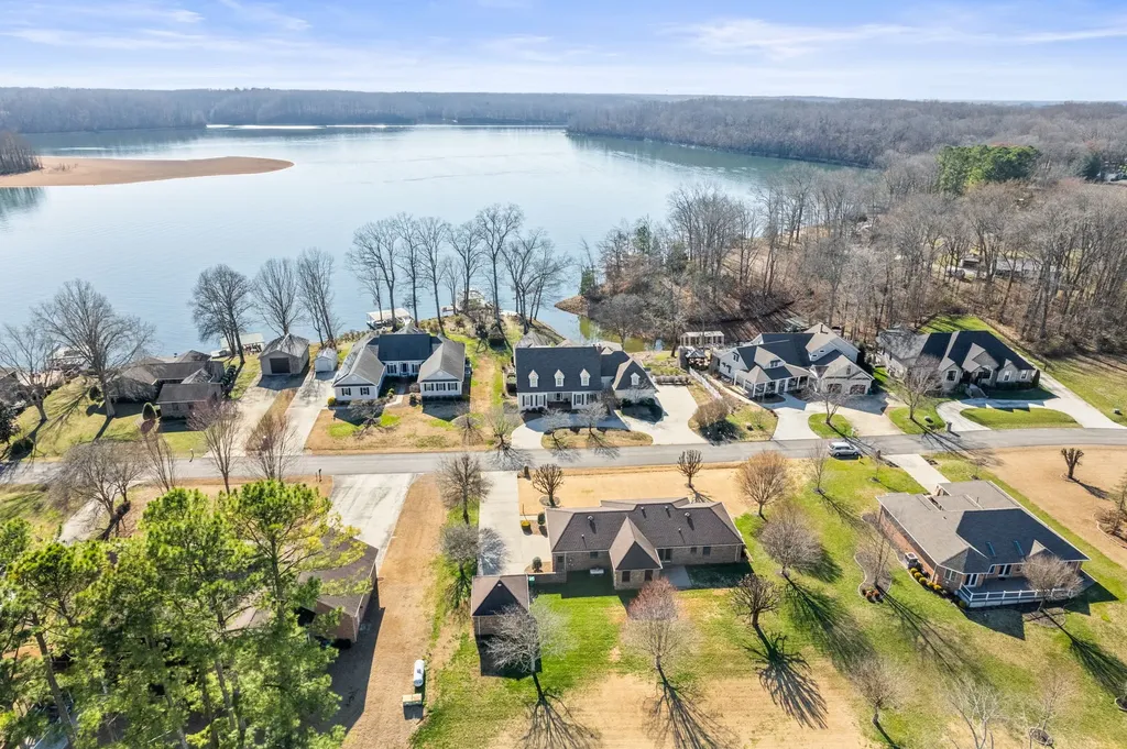 287 Shasteen Bend Drive Winchester TN 37398