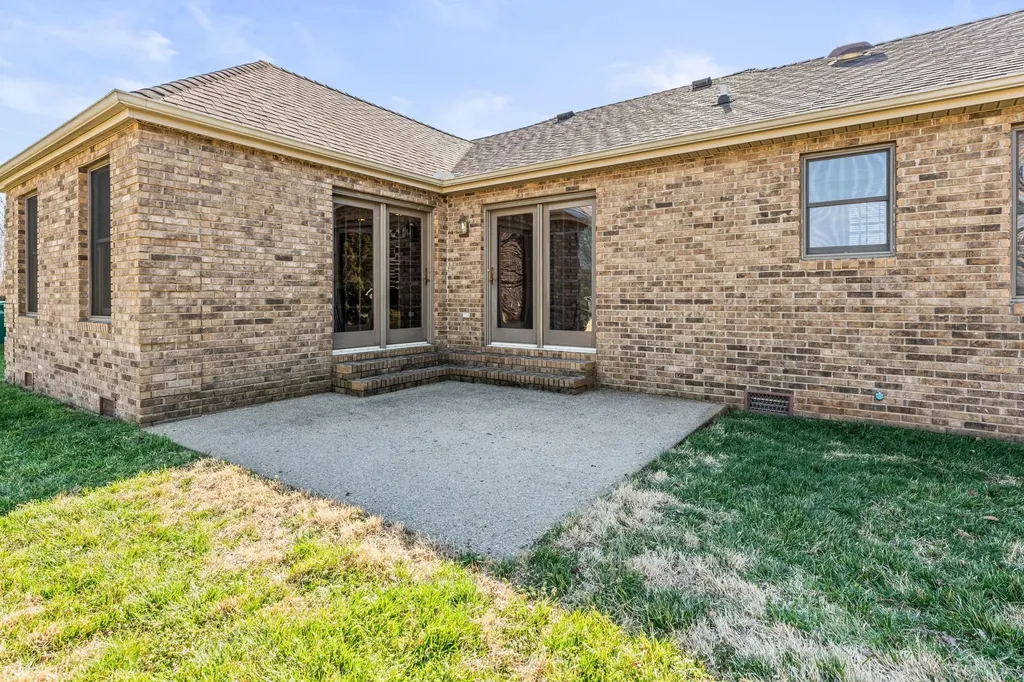 287 Shasteen Bend Drive Winchester TN 37398