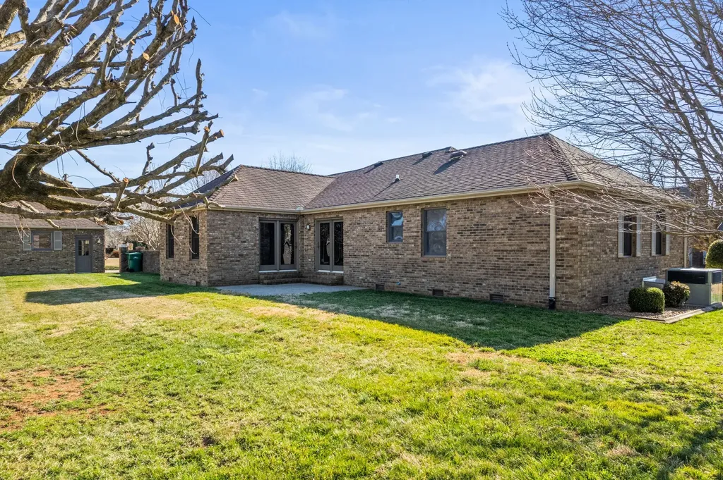 287 Shasteen Bend Drive Winchester TN 37398