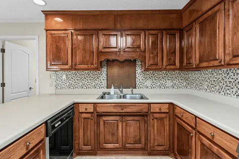 287 Shasteen Bend Drive Winchester TN 37398