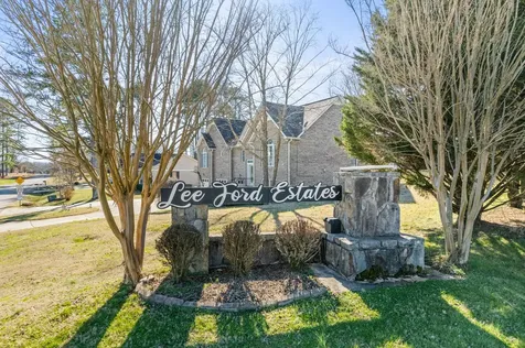 287 Shasteen Bend Drive Winchester TN 37398