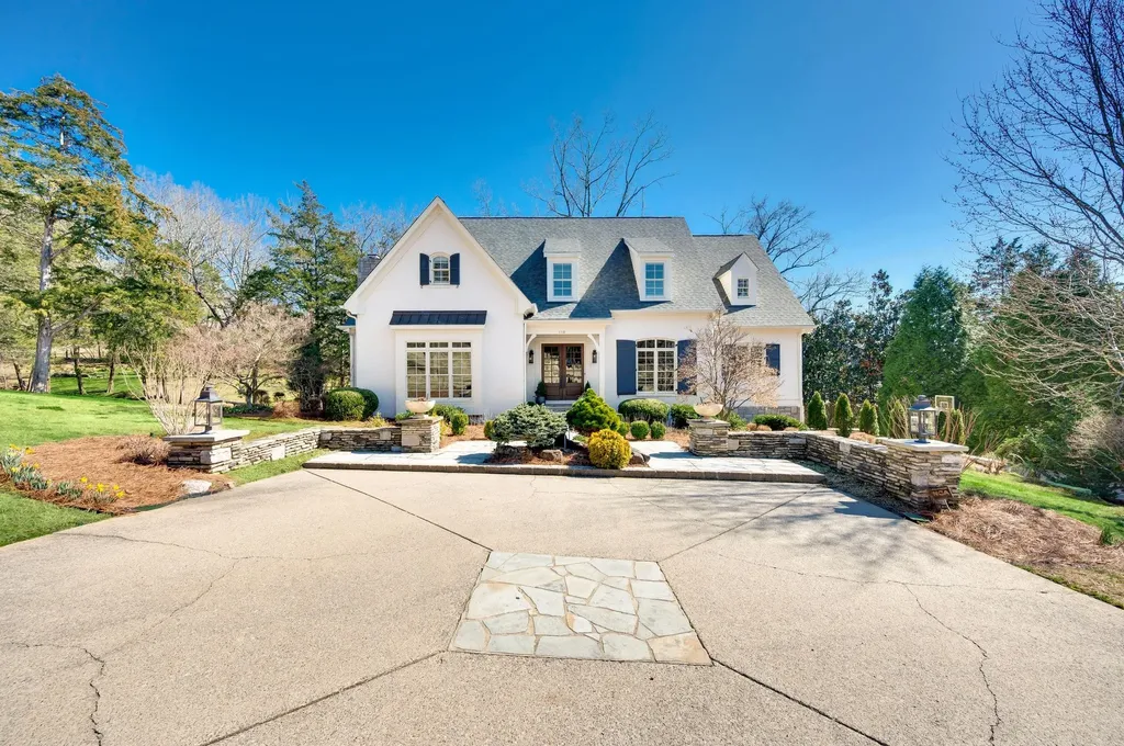 110 Balleroy Drive Brentwood TN 37027