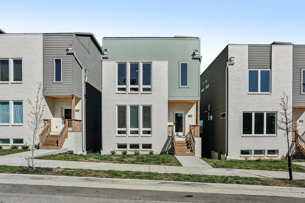 1617 Hampton St, W Nashville TN 37207