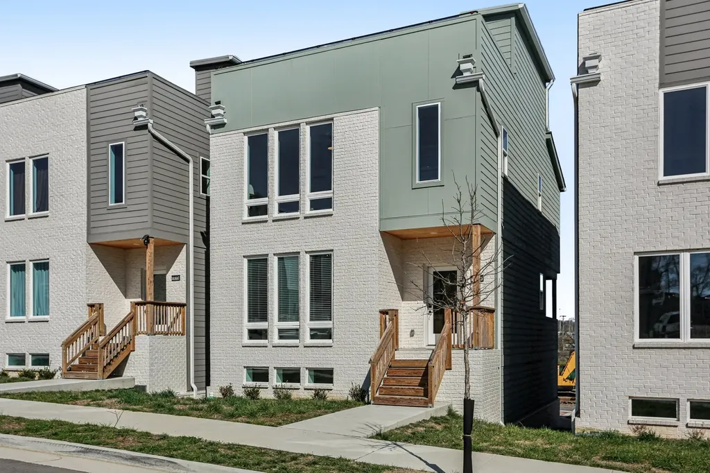 1617 Hampton St, W Nashville TN 37207