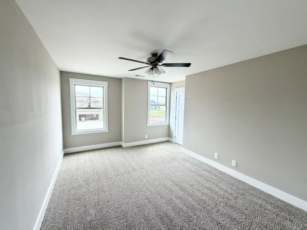 358 Cardinal Creek Clarksville TN 37040