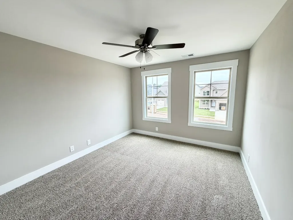 358 Cardinal Creek Clarksville TN 37040