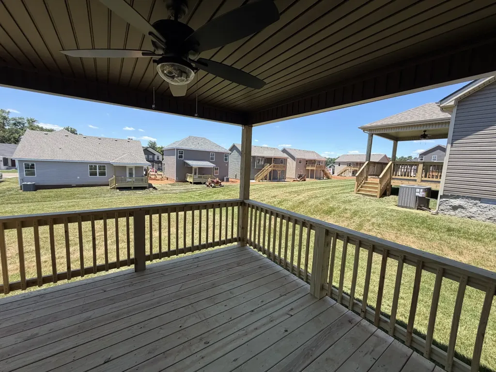 358 Cardinal Creek Clarksville TN 37040