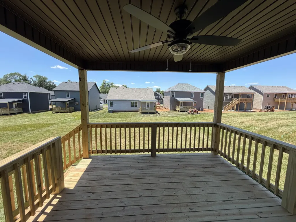 358 Cardinal Creek Clarksville TN 37040