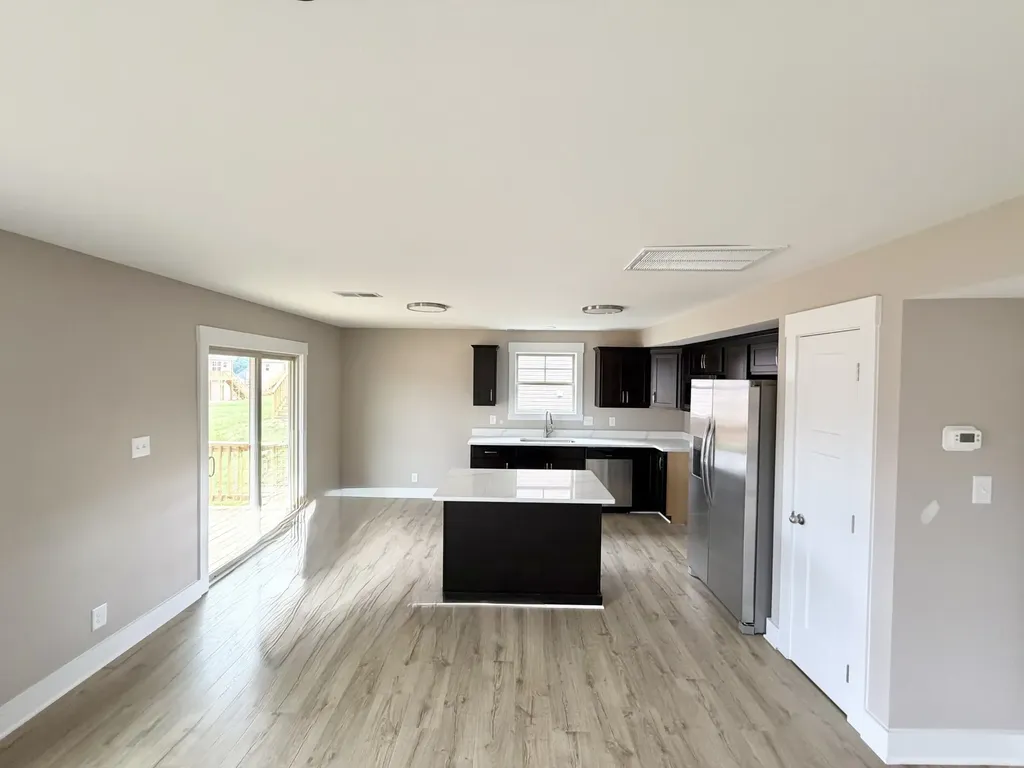 358 Cardinal Creek Clarksville TN 37040