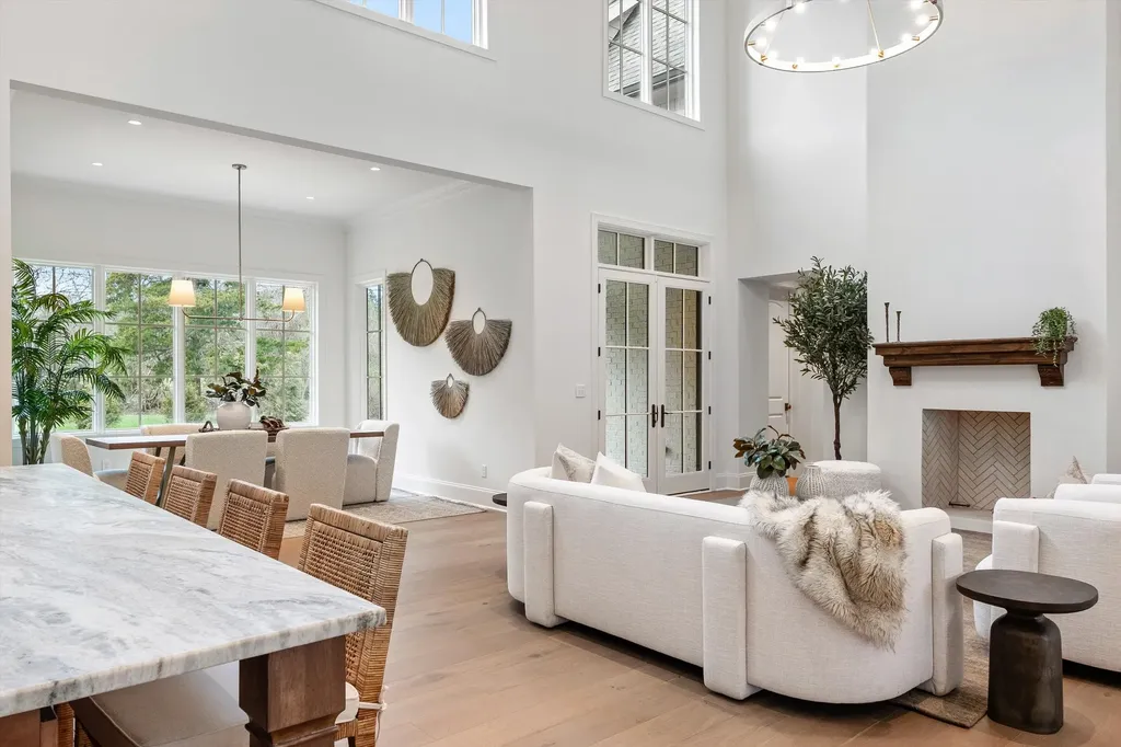 641 Brook Hollow Road Nashville TN 37205