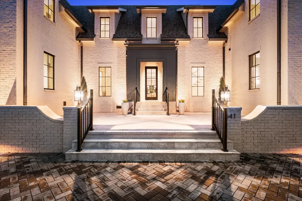 641 Brook Hollow Road Nashville TN 37205
