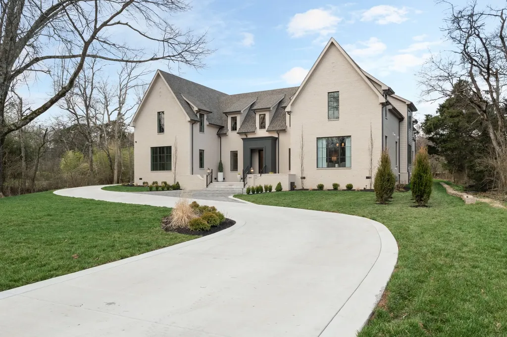 641 Brook Hollow Road Nashville TN 37205