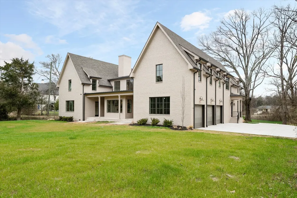 641 Brook Hollow Road Nashville TN 37205