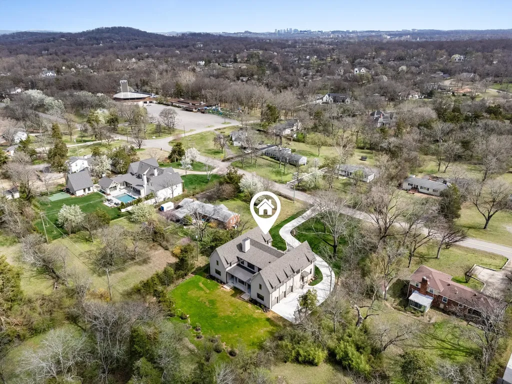 641 Brook Hollow Road Nashville TN 37205