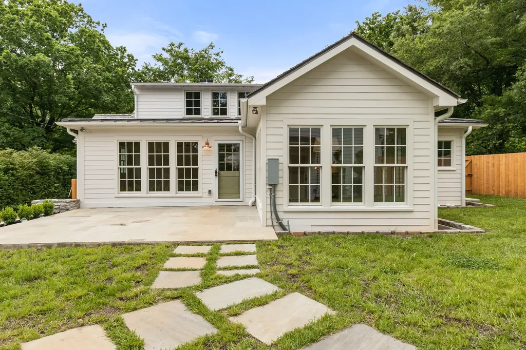 215 Lewisburg Avenue Franklin TN 37064