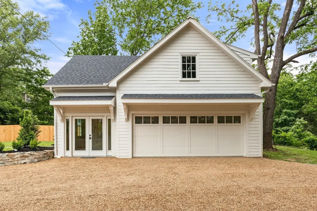 215 Lewisburg Avenue Franklin TN 37064