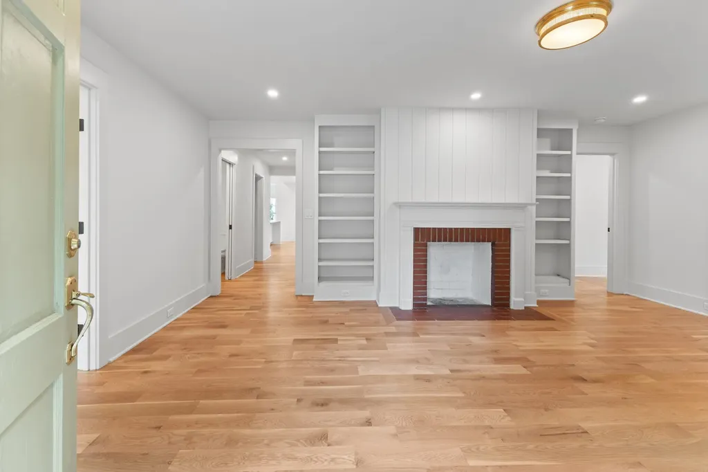 215 Lewisburg Avenue Franklin TN 37064