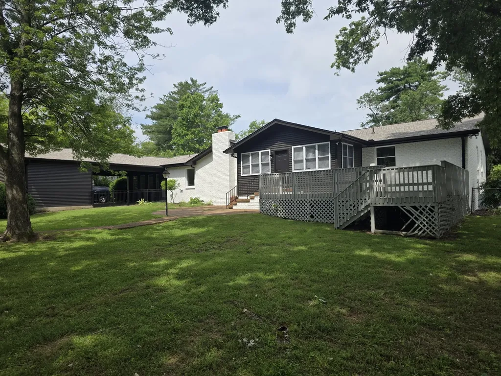 205 Bluegrass Drive Hendersonville TN 37075