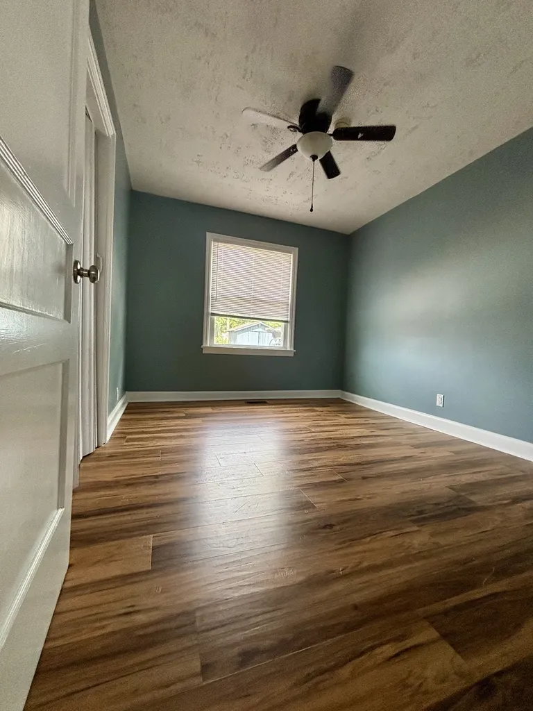 216 Daleview Avenue Gallatin TN 37066
