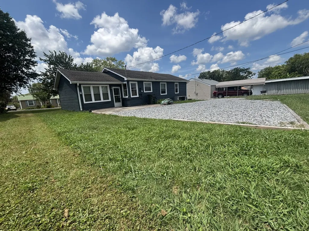 216 Daleview Avenue Gallatin TN 37066