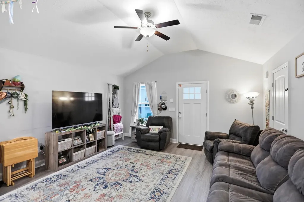 458 Laramie Drive Springfield TN 37172