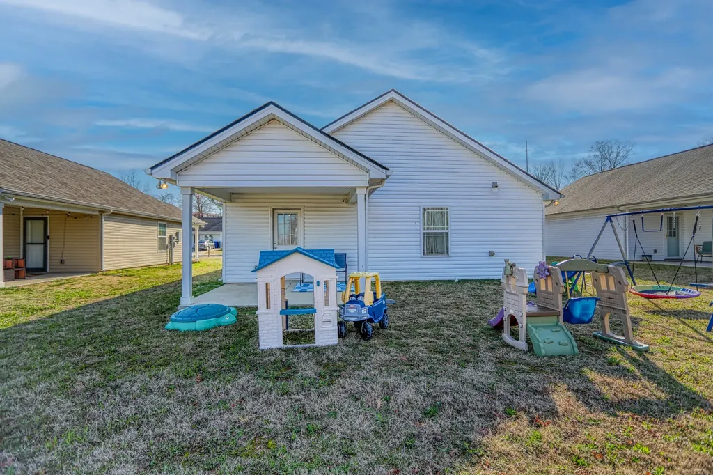 458 Laramie Drive Springfield TN 37172