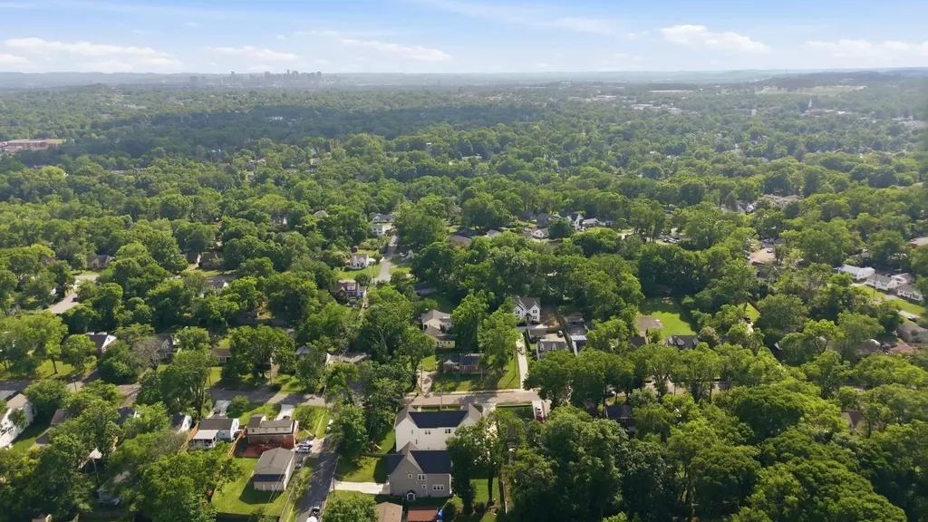 4203 Murray Place Nashville TN 37216