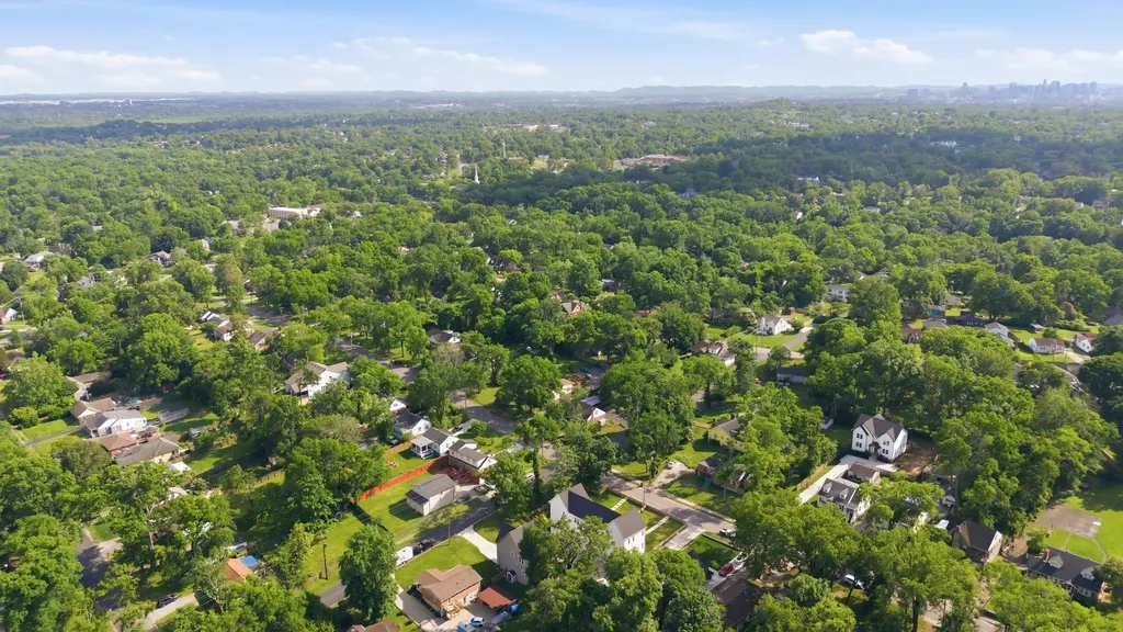 4203 Murray Place Nashville TN 37216
