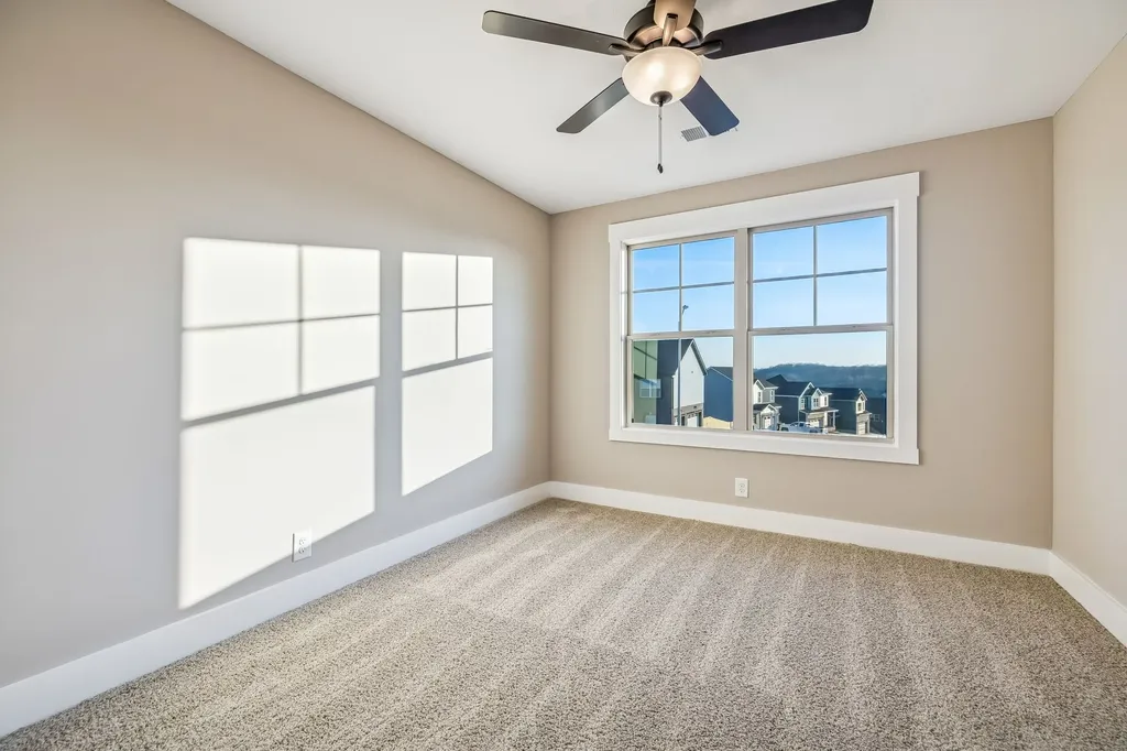 365 Cardinal Creek Clarksville TN 37040