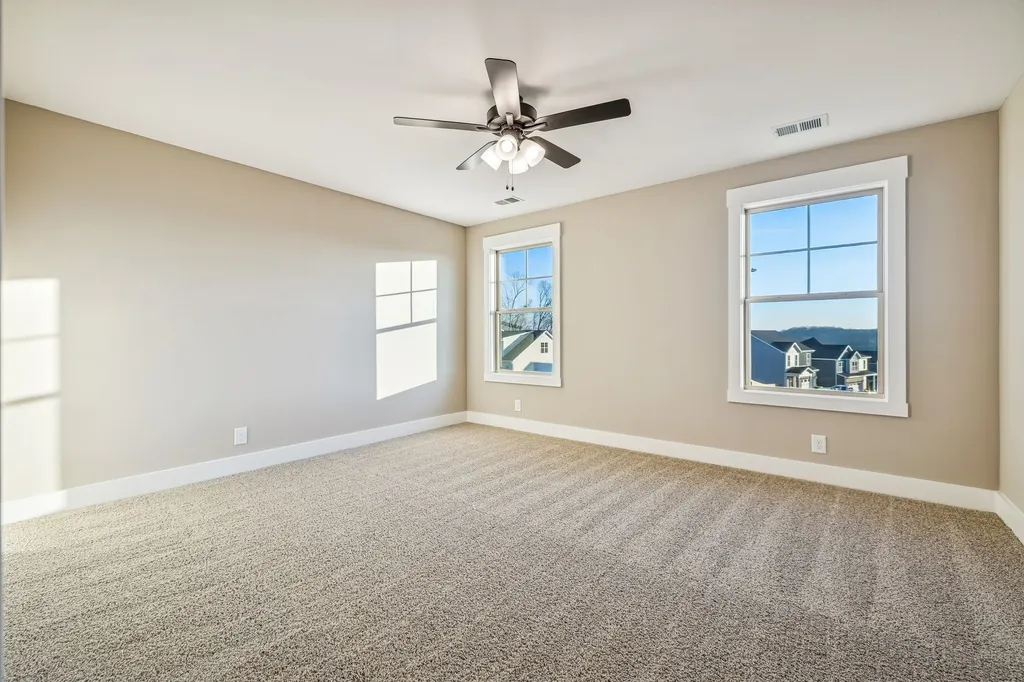365 Cardinal Creek Clarksville TN 37040