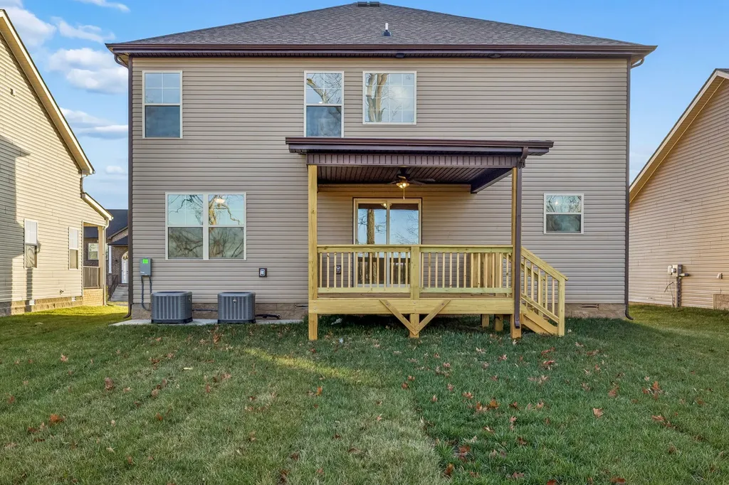 365 Cardinal Creek Clarksville TN 37040