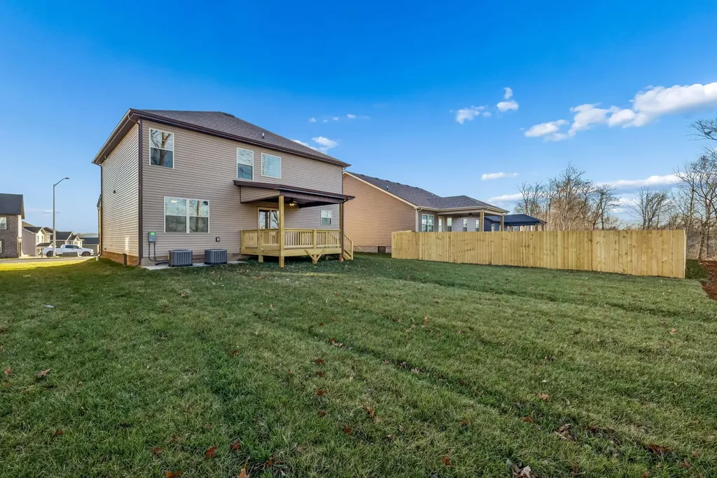 365 Cardinal Creek Clarksville TN 37040