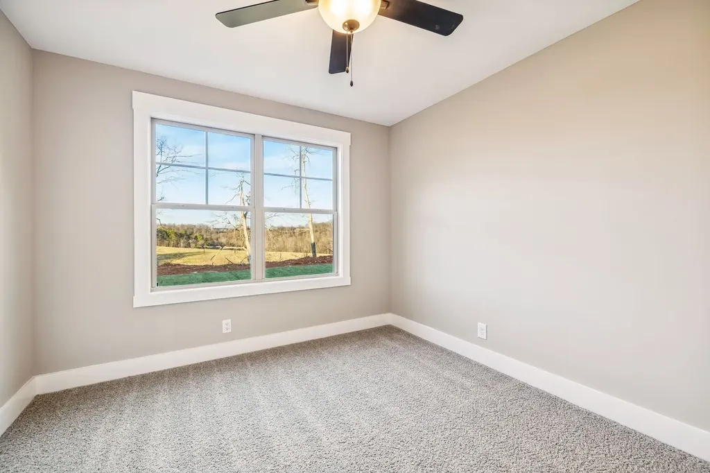 365 Cardinal Creek Clarksville TN 37040